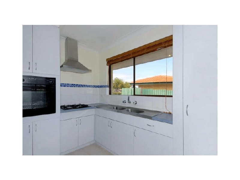 11 Wilgerup Place, Hillman WA 6168