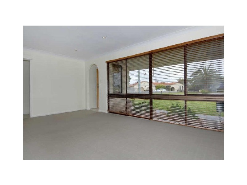 11 Wilgerup Place, Hillman WA 6168