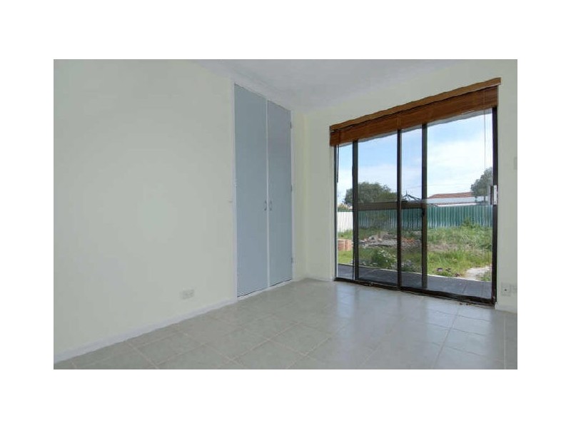 11 Wilgerup Place, Hillman WA 6168