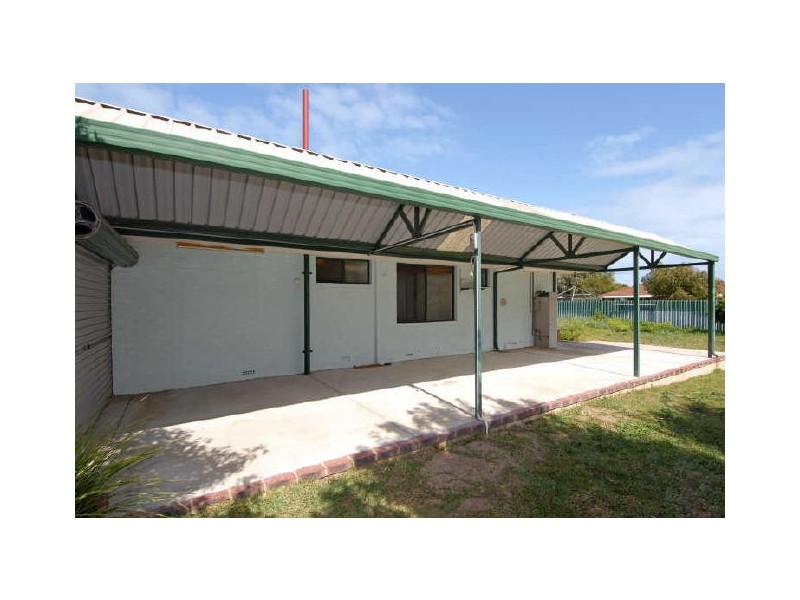 11 Wilgerup Place, Hillman WA 6168