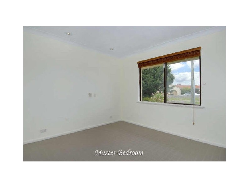 11 Wilgerup Place, Hillman WA 6168