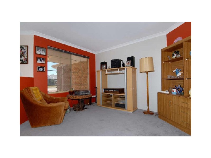 60 San Sebastian Blvd, Port Kennedy WA 6172