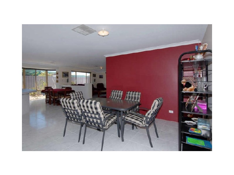 60 San Sebastian Blvd, Port Kennedy WA 6172