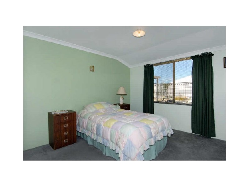 60 San Sebastian Blvd, Port Kennedy WA 6172