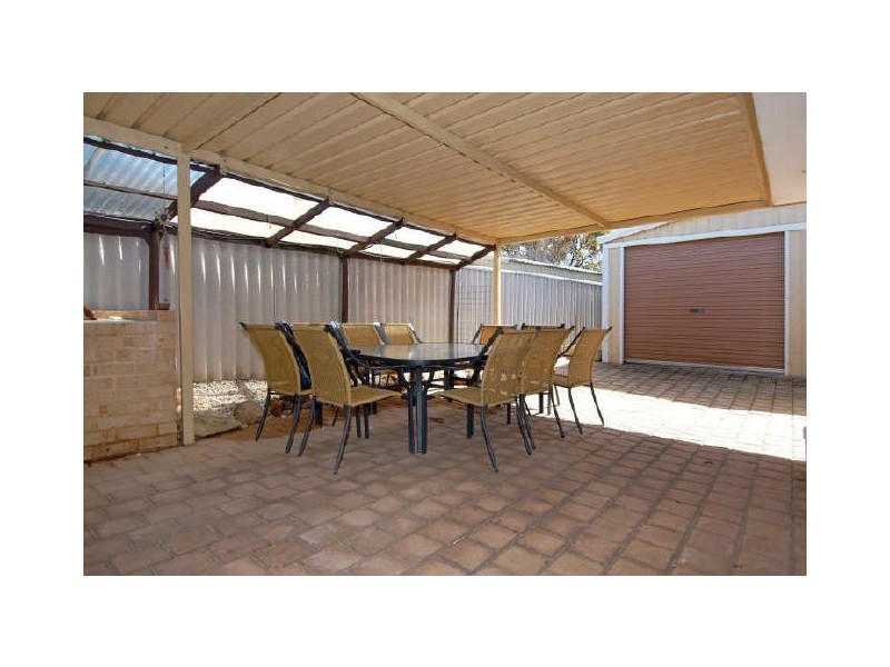 52 Cuthbertson Way, Cooloongup WA 6168