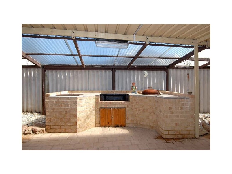 52 Cuthbertson Way, Cooloongup WA 6168