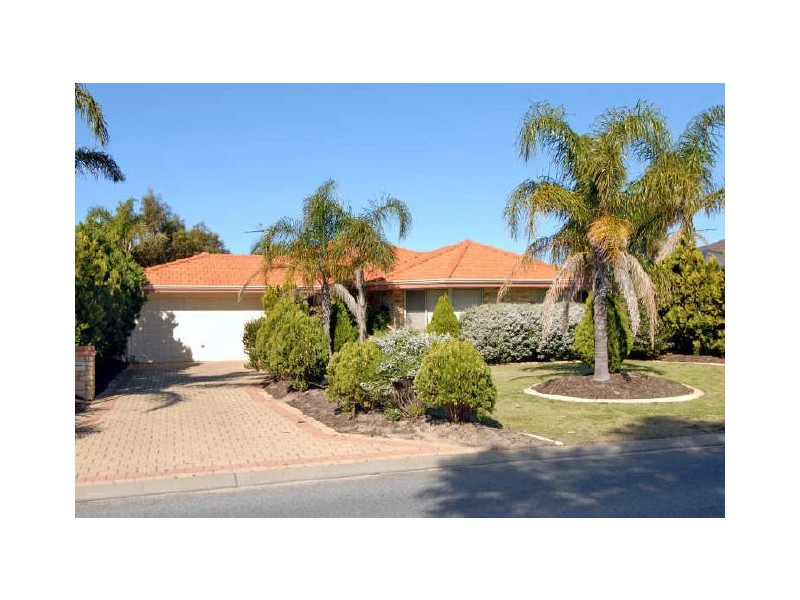 44 Royal Palm Drive, Warnbro WA 6169