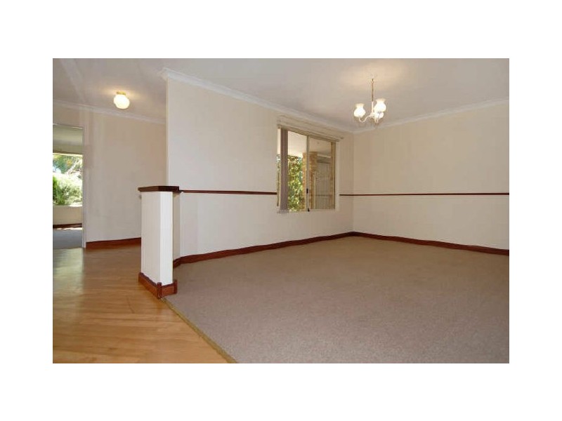 44 Royal Palm Drive, Warnbro WA 6169