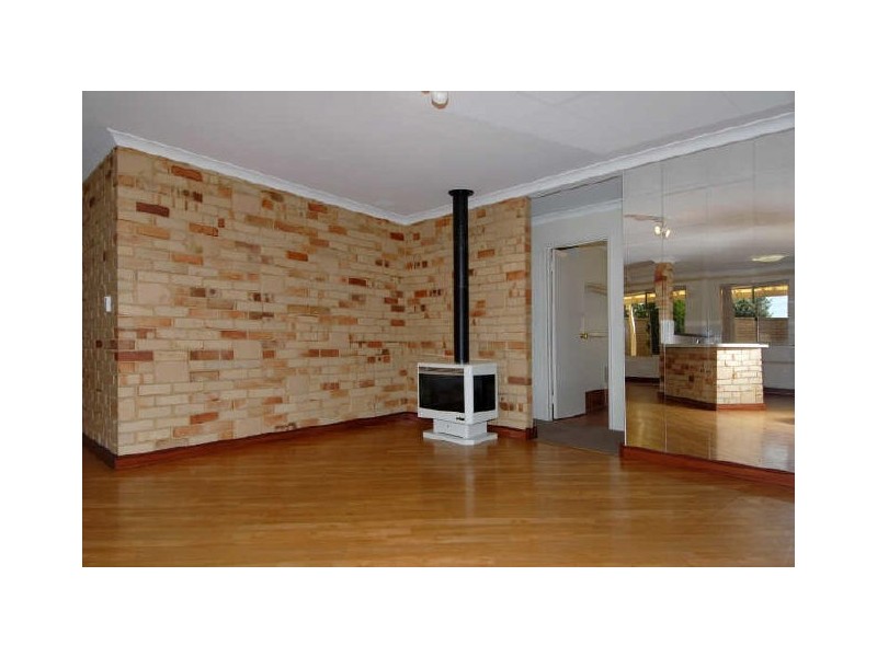 44 Royal Palm Drive, Warnbro WA 6169