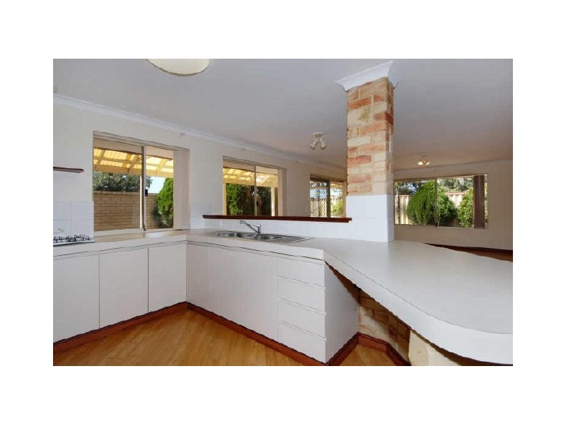 44 Royal Palm Drive, Warnbro WA 6169