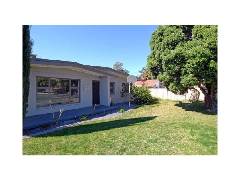 32 Centaurus Street, Rockingham WA 6168