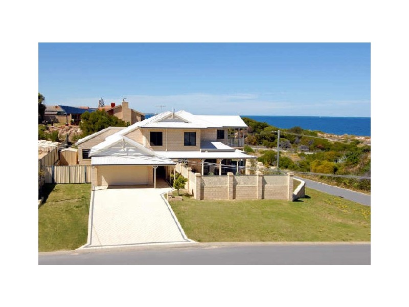 1 David Road, Waikiki WA 6169