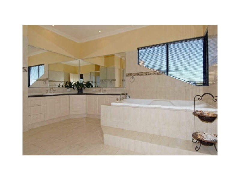 1 David Road, Waikiki WA 6169