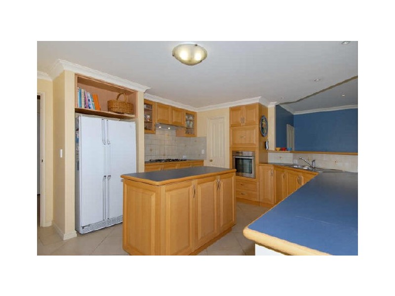 1 David Road, Waikiki WA 6169