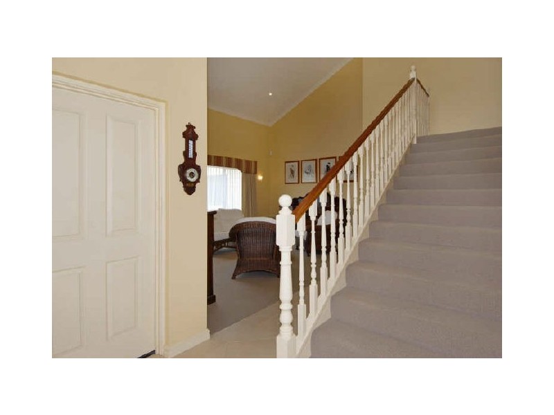 1 David Road, Waikiki WA 6169