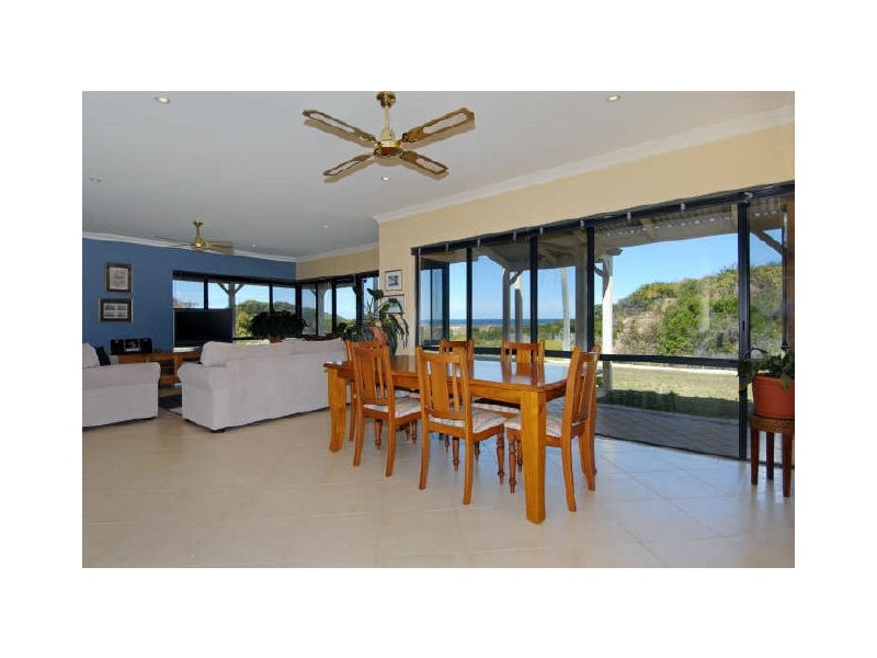 1 David Road, Waikiki WA 6169