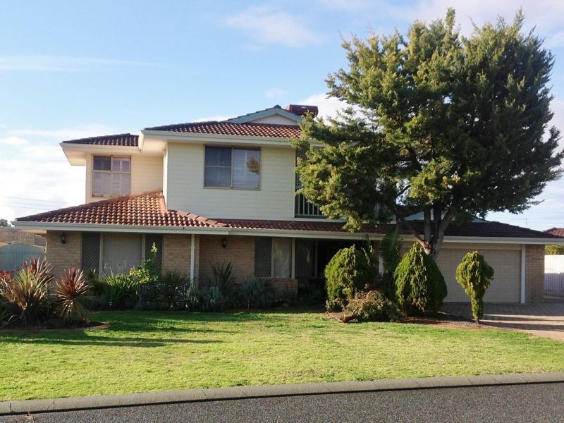 1/48 Houston Street, Rockingham WA 6168