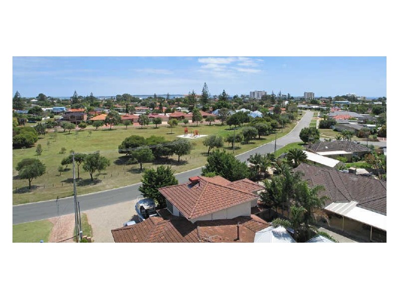 1/48 Houston Street, Rockingham WA 6168