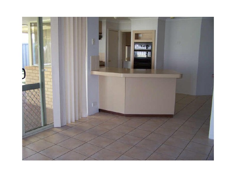 17 Beagle Place, Port Kennedy WA 6172