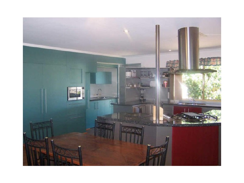 6 Woolah Place, South Yunderup WA 6208