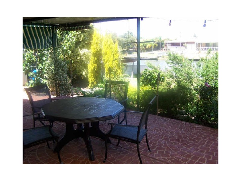 6 Woolah Place, South Yunderup WA 6208