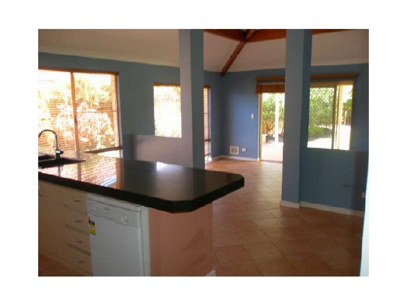 3 Taranto Walk, Secret Harbour WA 6173