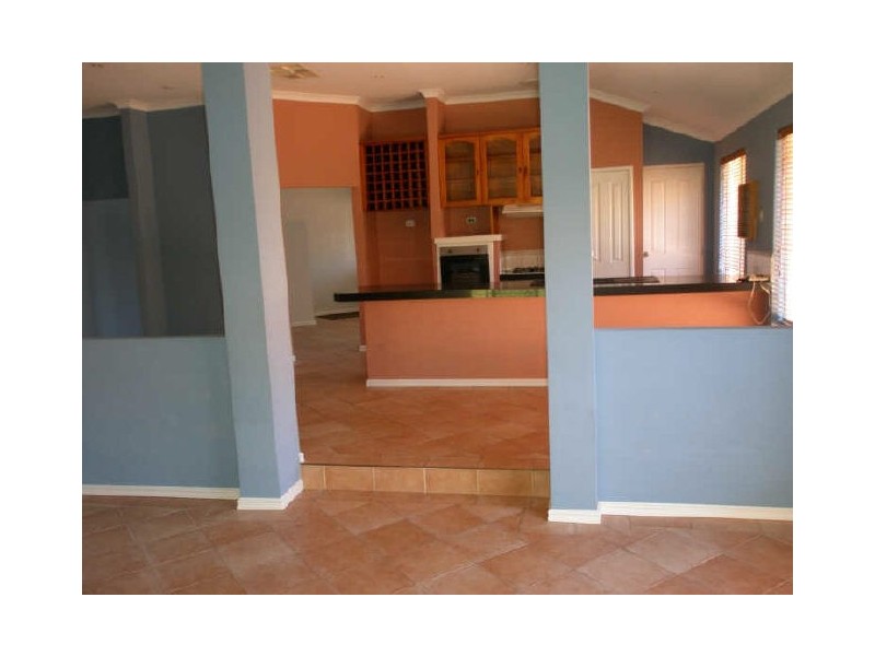 3 Taranto Walk, Secret Harbour WA 6173