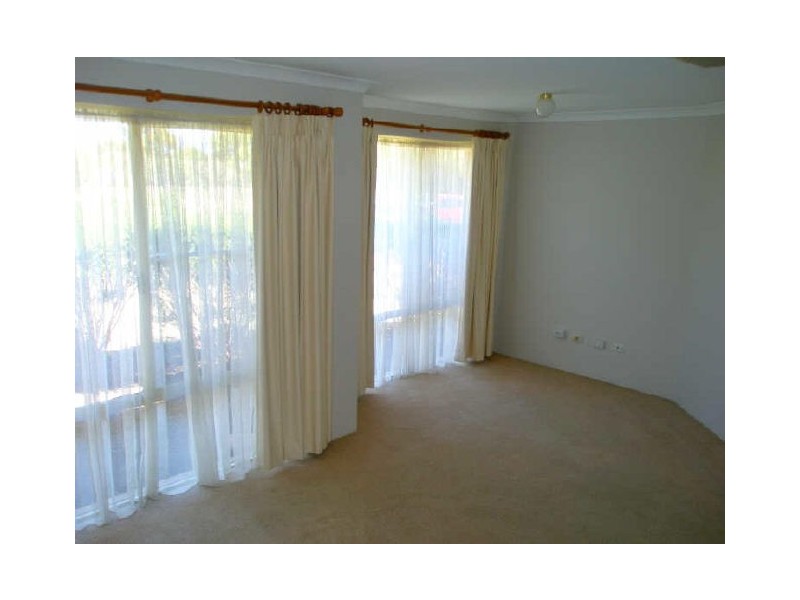 3 Taranto Walk, Secret Harbour WA 6173