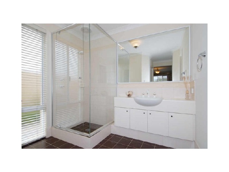 30 Stamford Crescent, Secret Harbour WA 6173