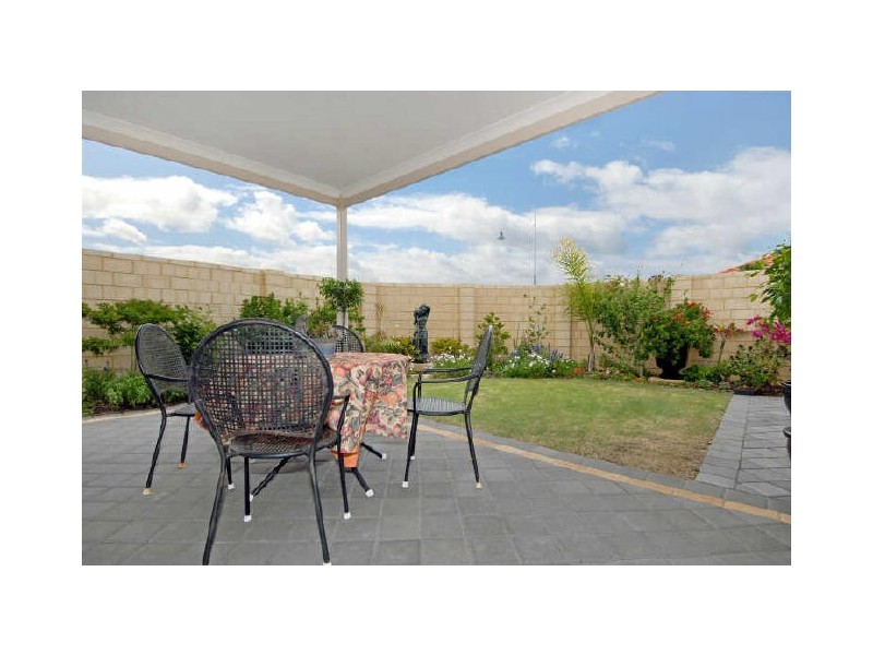 30 Stamford Crescent, Secret Harbour WA 6173