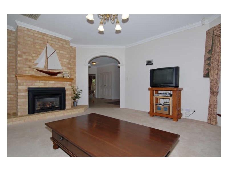 115 Huxtable Terrace, Baldivis WA 6171