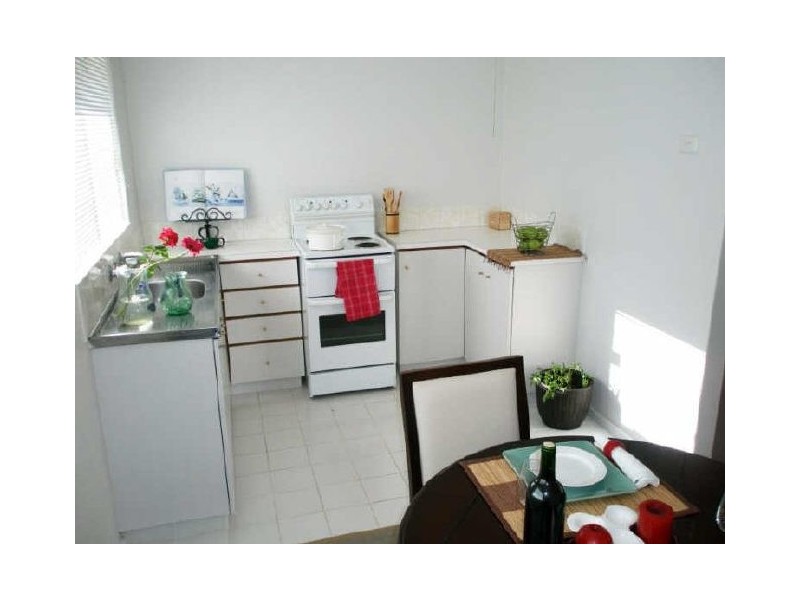 1A Biscayne Street, Safety Bay WA 6169