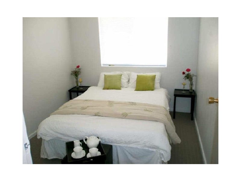 1A Biscayne Street, Safety Bay WA 6169