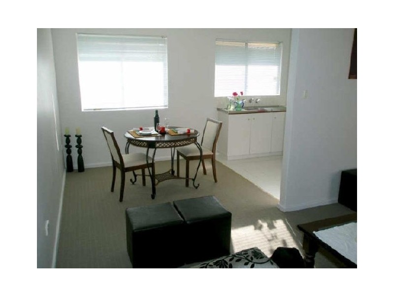 1A Biscayne Street, Safety Bay WA 6169