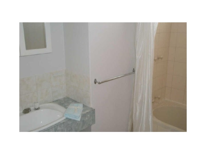 1A Biscayne Street, Safety Bay WA 6169