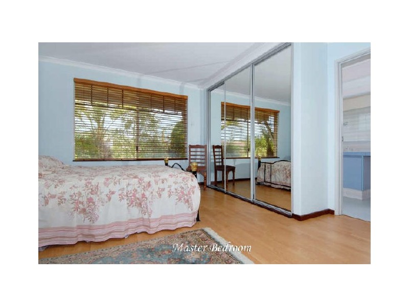 30 Discovery Cresent, Port Kennedy WA 6172