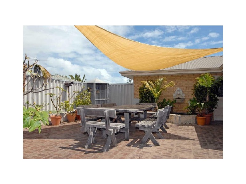 30 Discovery Cresent, Port Kennedy WA 6172