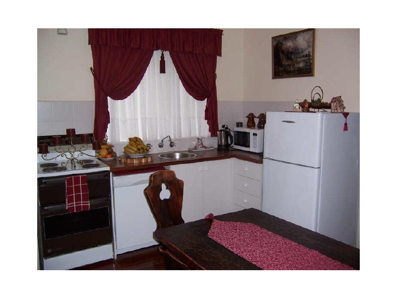 27 Parkin Street, Rockingham WA 6168