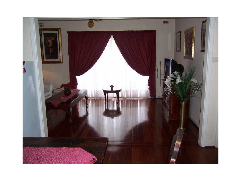 27 Parkin Street, Rockingham WA 6168