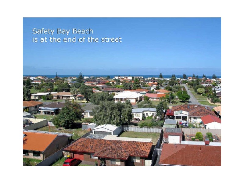 1C Biscayne Street, Safety Bay WA 6169