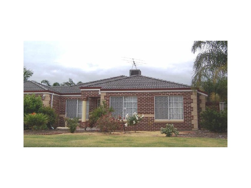 22 Huxtable Terrace, Baldivis WA 6171