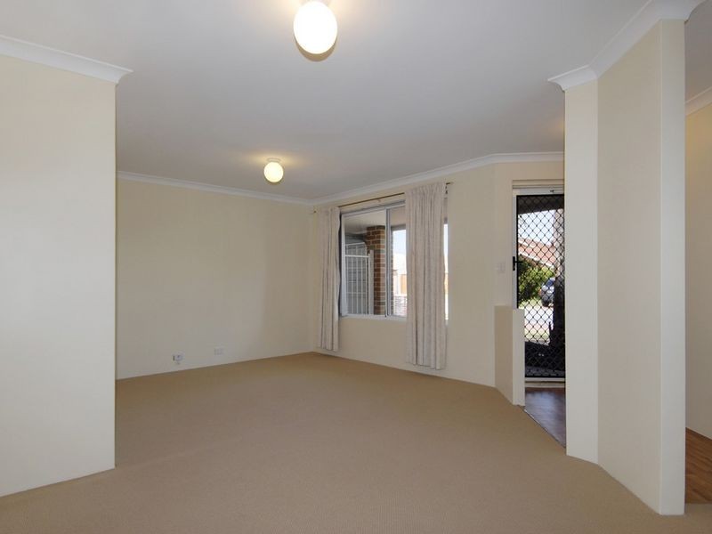 14 Menora Loop, Warnbro WA 6169