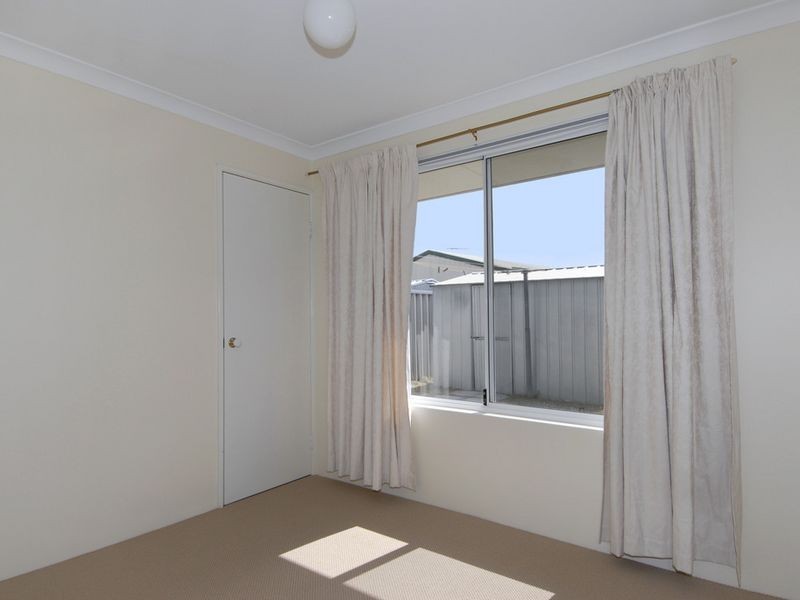 14 Menora Loop, Warnbro WA 6169