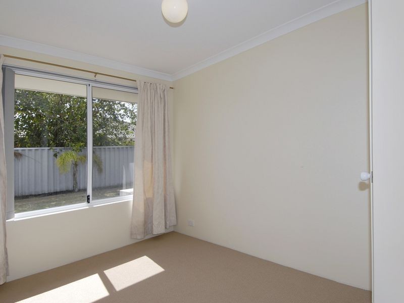 14 Menora Loop, Warnbro WA 6169