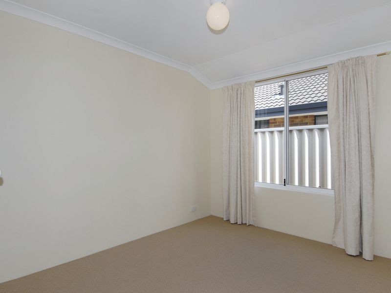 14 Menora Loop, Warnbro WA 6169