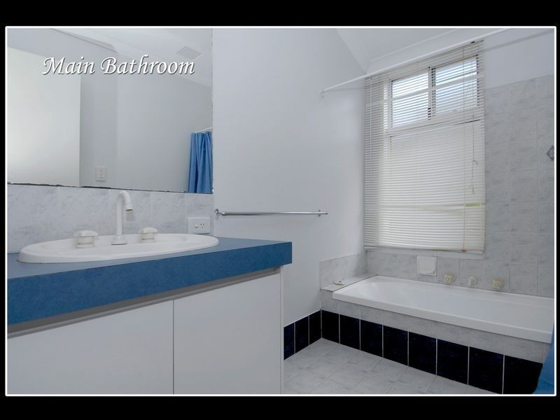 14 Menora Loop, Warnbro WA 6169