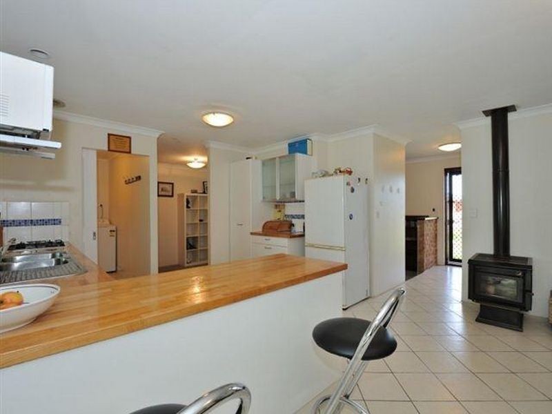 30 Grange Drive, Cooloongup WA 6168