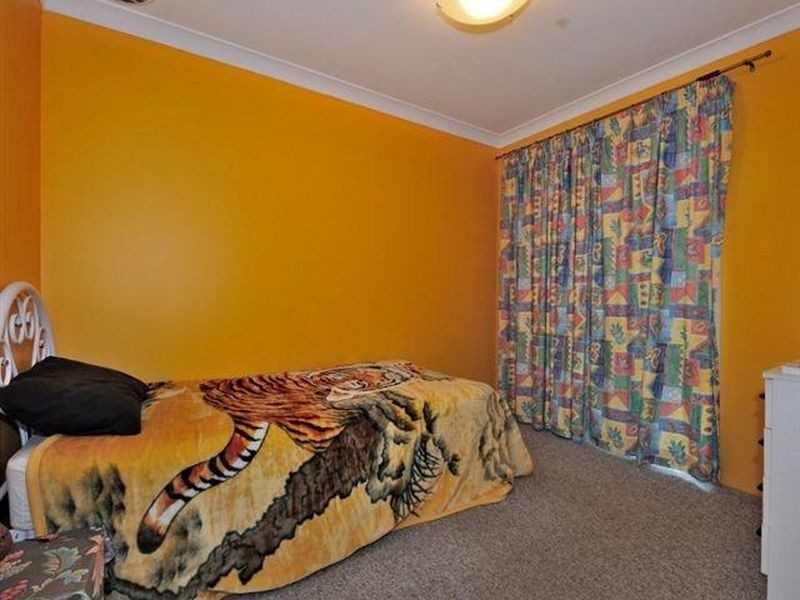 30 Grange Drive, Cooloongup WA 6168