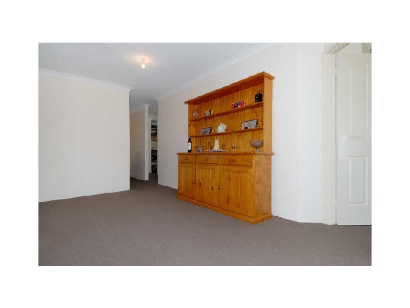 41 Swallowtail Pde, Warnbro WA 6169