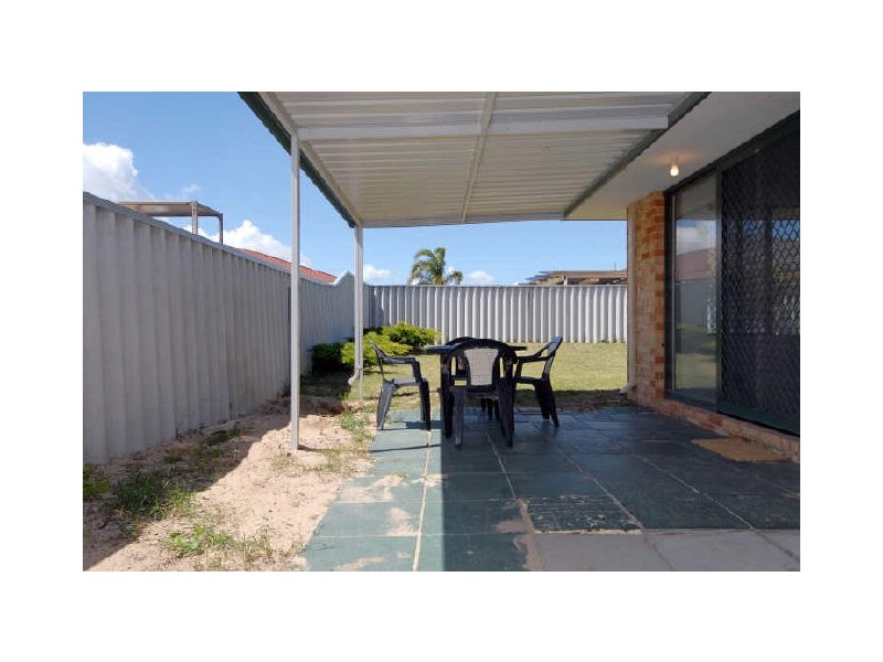 41 Swallowtail Pde, Warnbro WA 6169